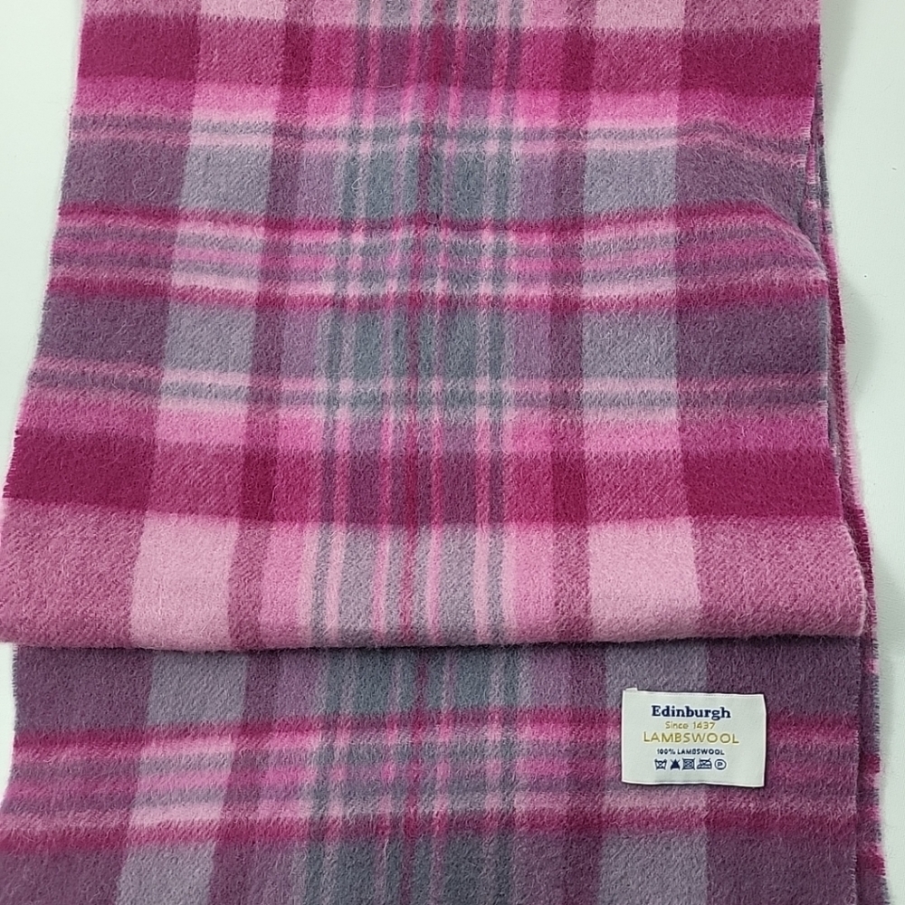 Edinburgh 100% Lambswool Scarf Soft Pink Gray Tartan  Excellent Condition